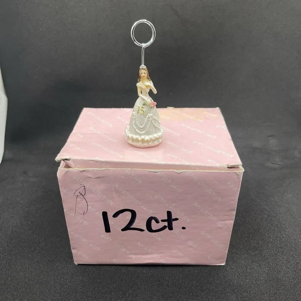 VTG Quinceñera Themed Place Card Holders, Set of 12, White Gold “15” Pink Flower